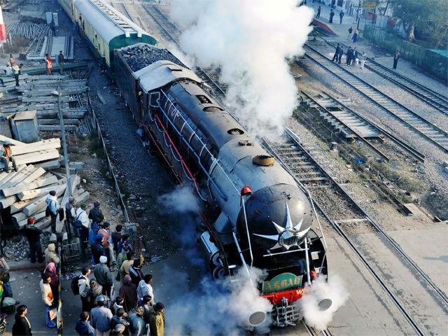 rewari-locomotive-the-only-steam-loco-shed-that-remains-in-india